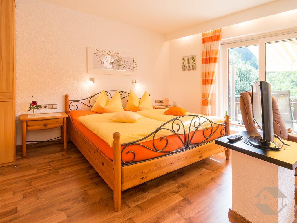 Ferienwohnung Sonnenschein Bad Herrenalb Εξωτερικό φωτογραφία